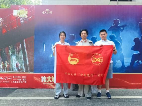 56D05597D97CAFDA85B1D9ACC30_02188965_AC1B