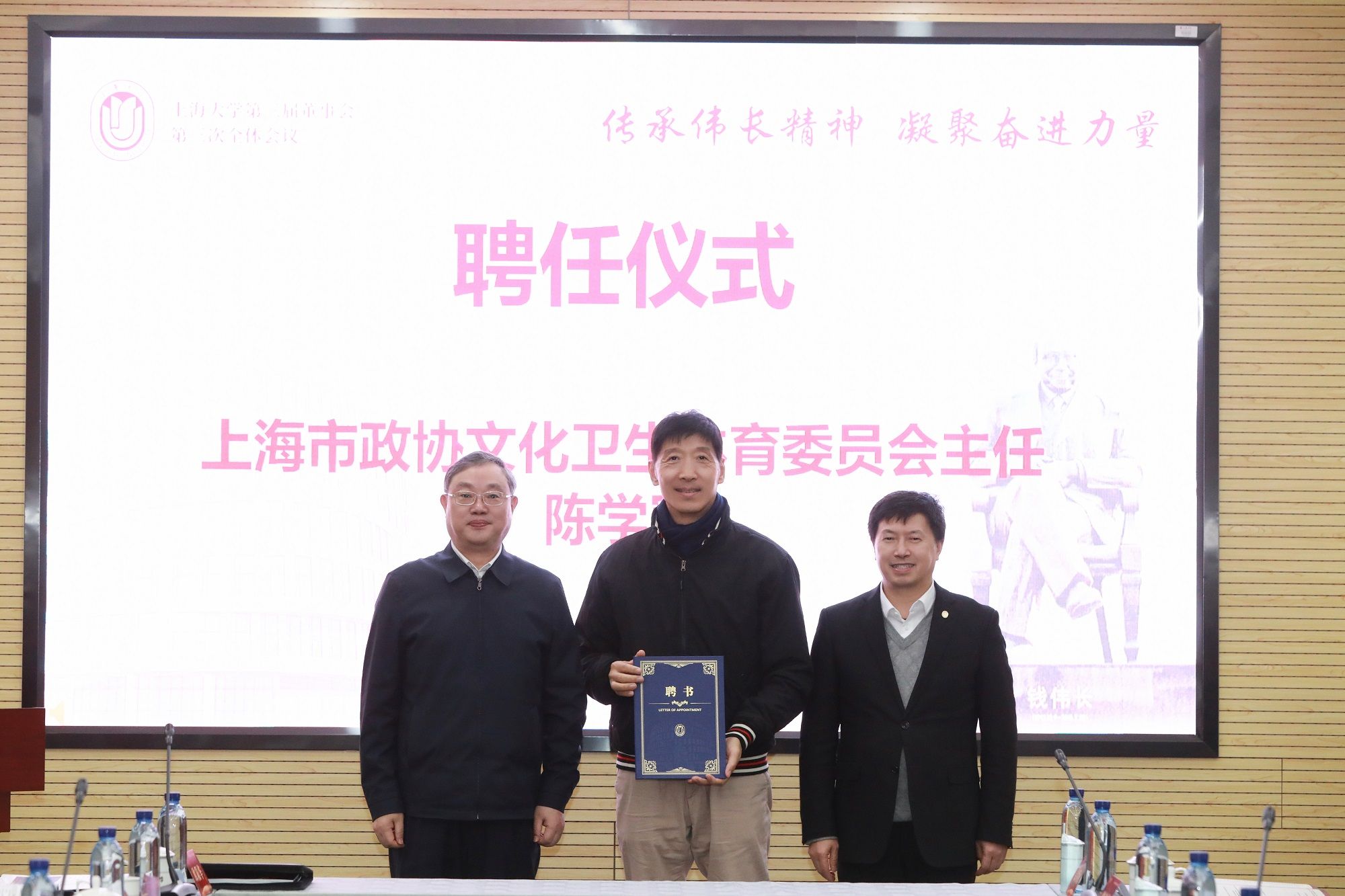 EF5D143AA80C20BF1DA8424B577_BE796BF0_3E4DA