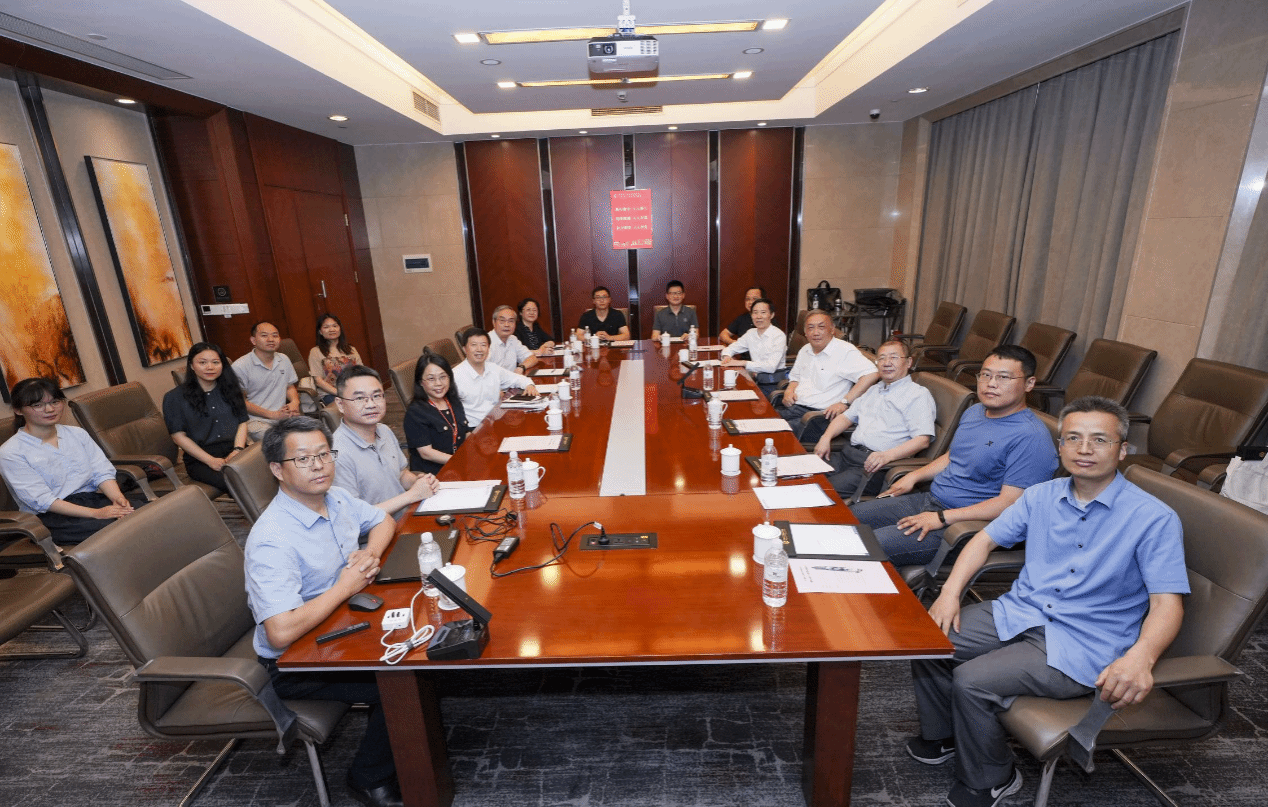 CF8E808C60757779280E37FFF49_E09C2583_7DE04