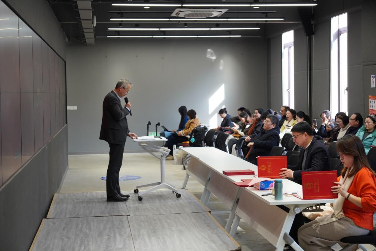 48F7D3553168B586178AA39E616_E86D1F04_1E978