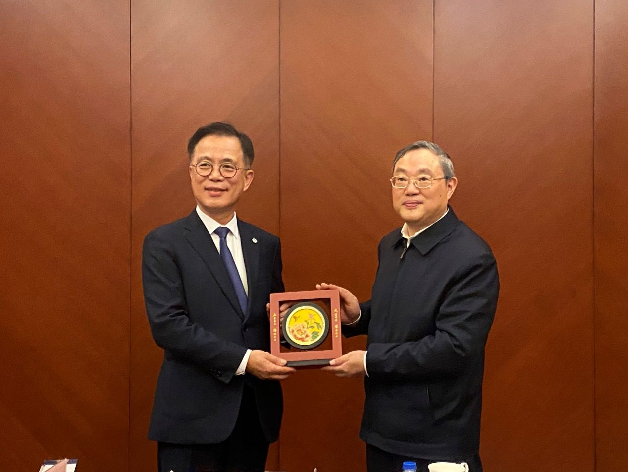 D778184D9383DEE3D4A5740D316_9D2658E8_204DE