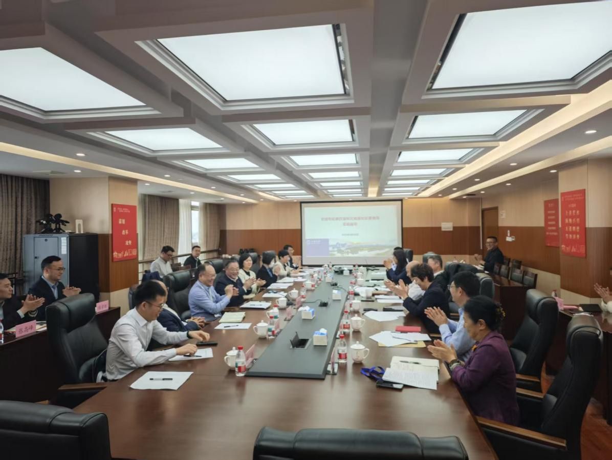 C9D28C3F22BCC6B97183CC789E6_18CB4FD2_1E2F4