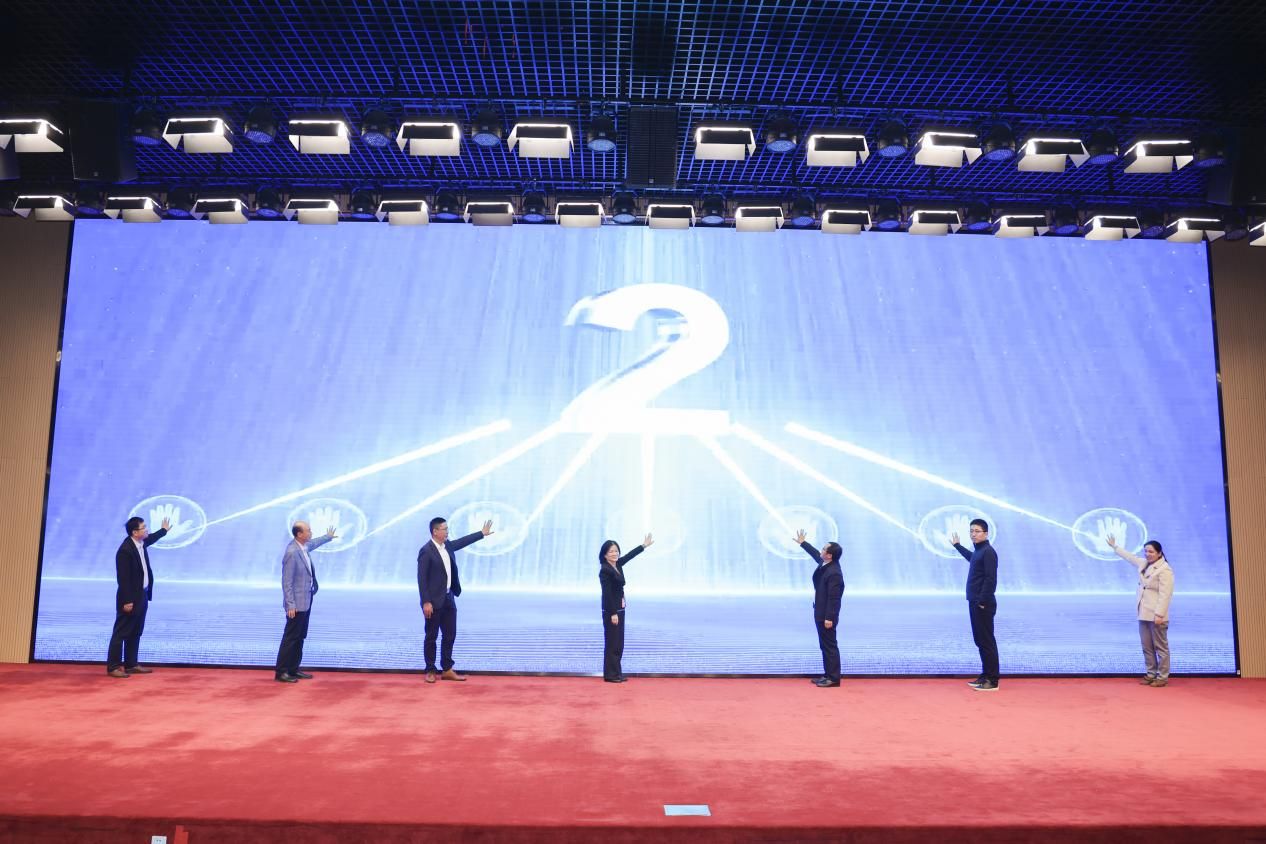 A90EC04C491F8A12FC3B3783C44_CA4E87C8_24E12